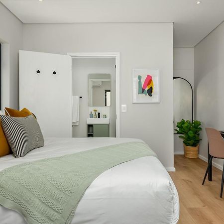 Neighbourgood 1St Crescent Hotel Кейптаун Екстериор снимка