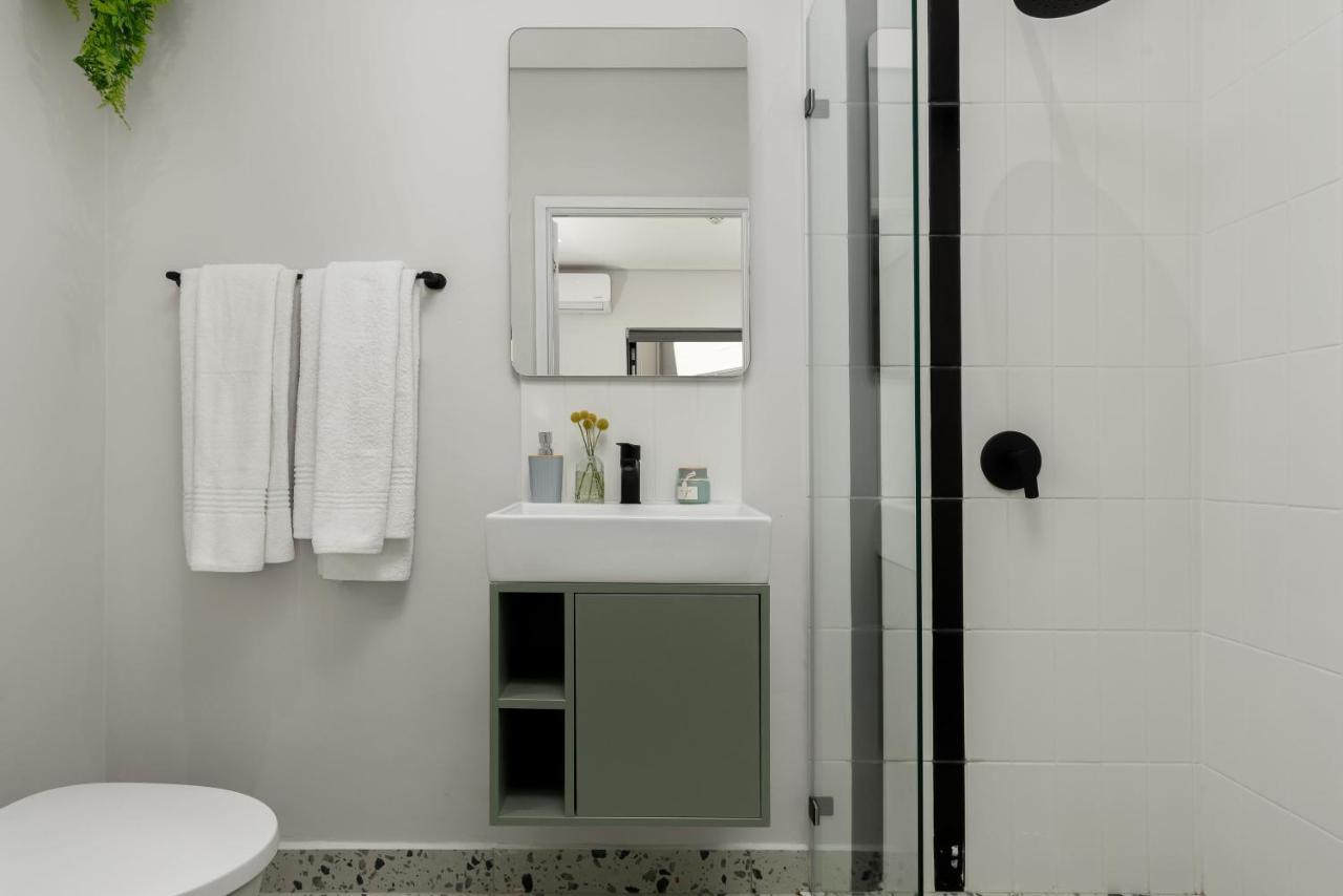 Neighbourgood 1St Crescent Hotel Кейптаун Екстериор снимка