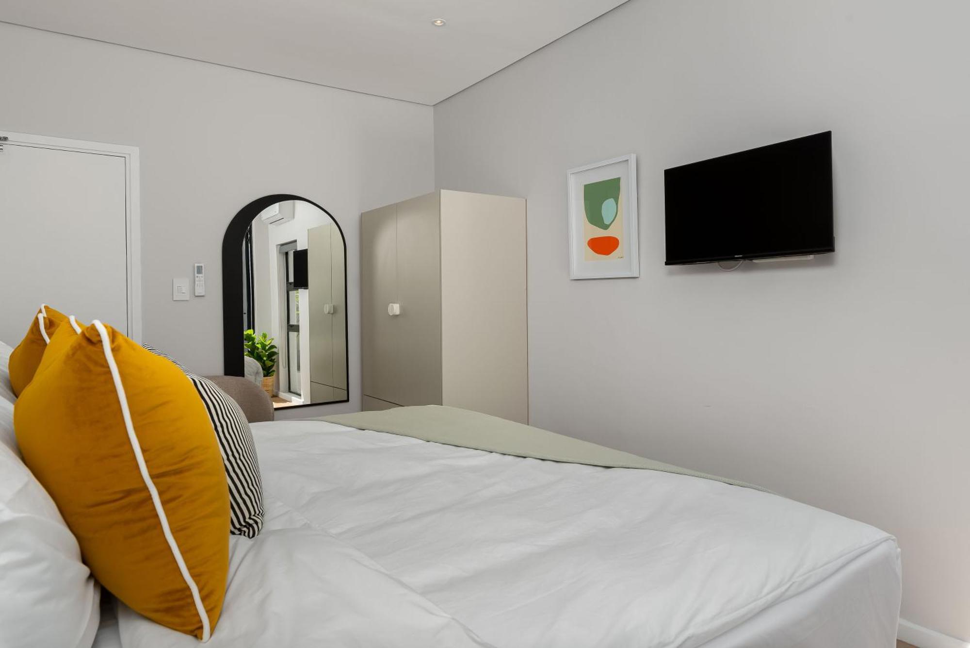 Neighbourgood 1St Crescent Hotel Кейптаун Екстериор снимка
