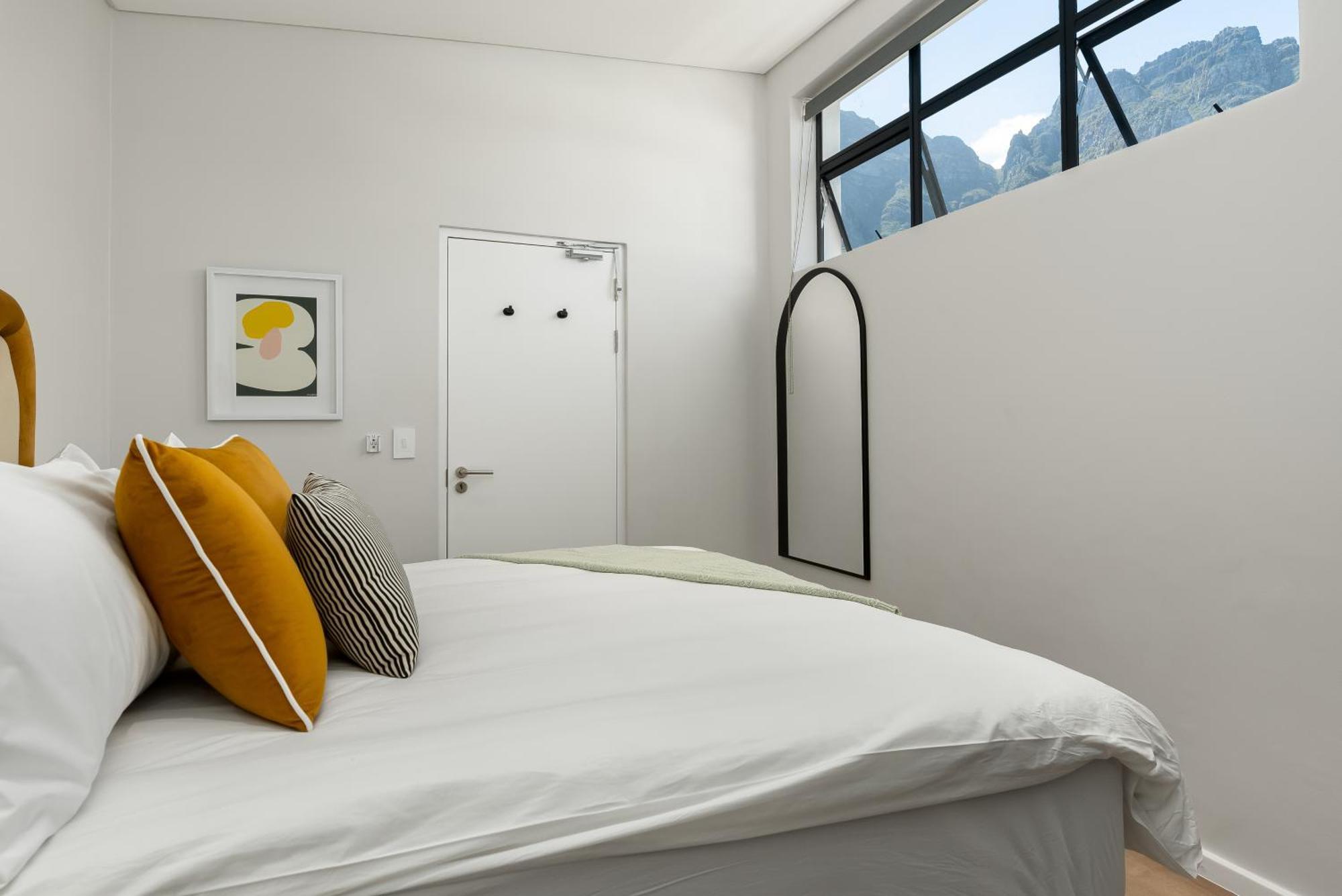 Neighbourgood 1St Crescent Hotel Кейптаун Екстериор снимка